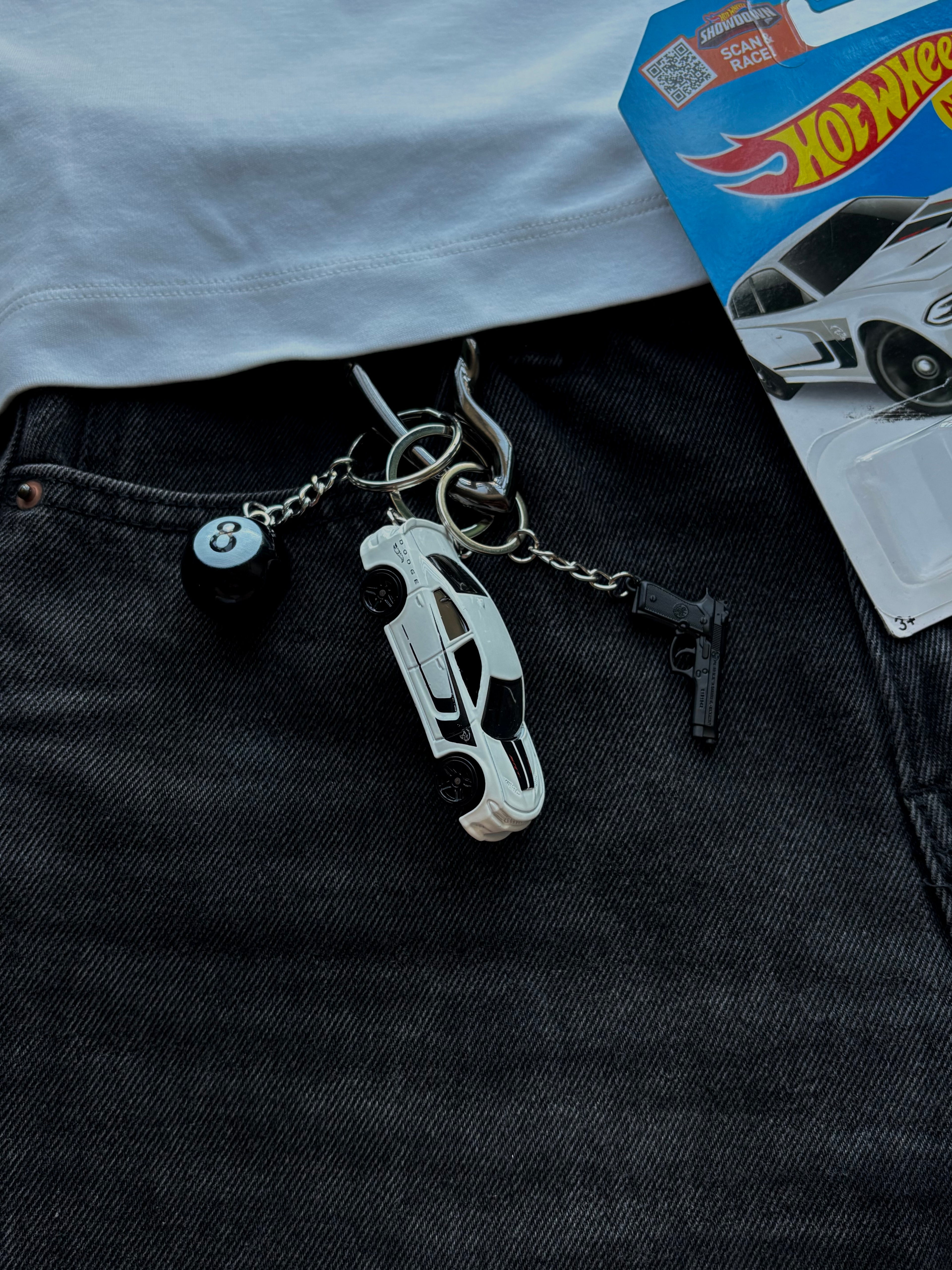 Hot Wheels keychain Dodge Charger