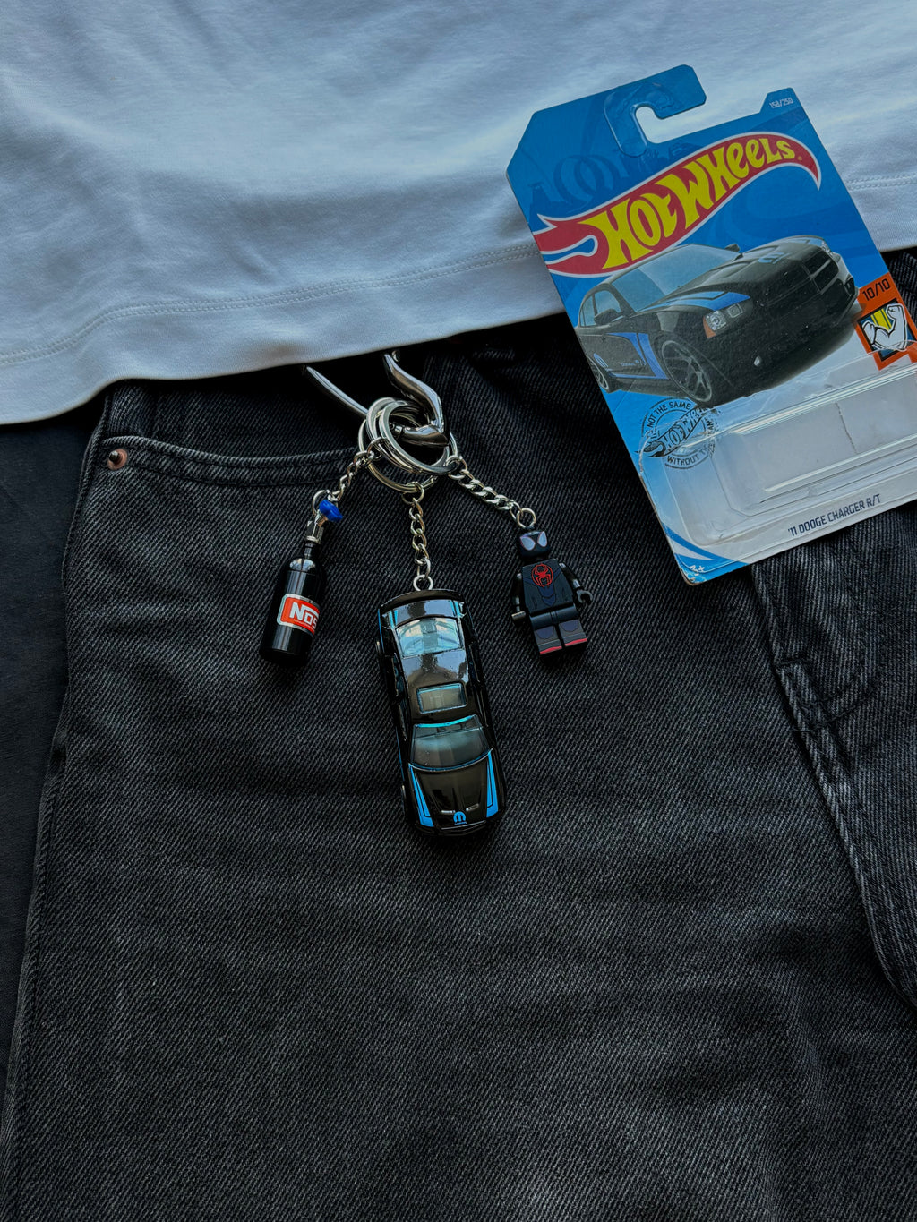 Hot Wheels keychain Dodge Charger