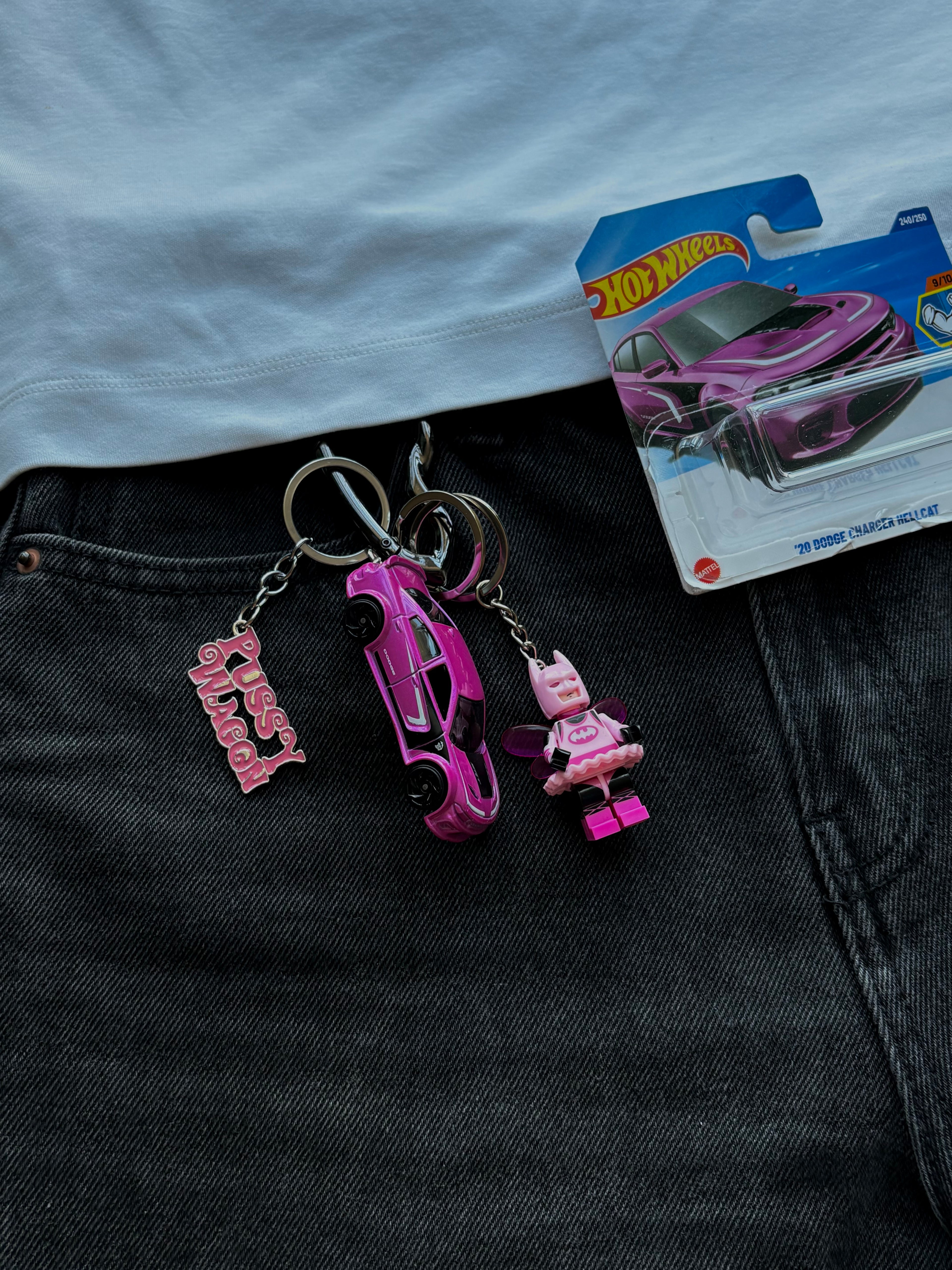 Hot Wheels keychain Dodge Charger
