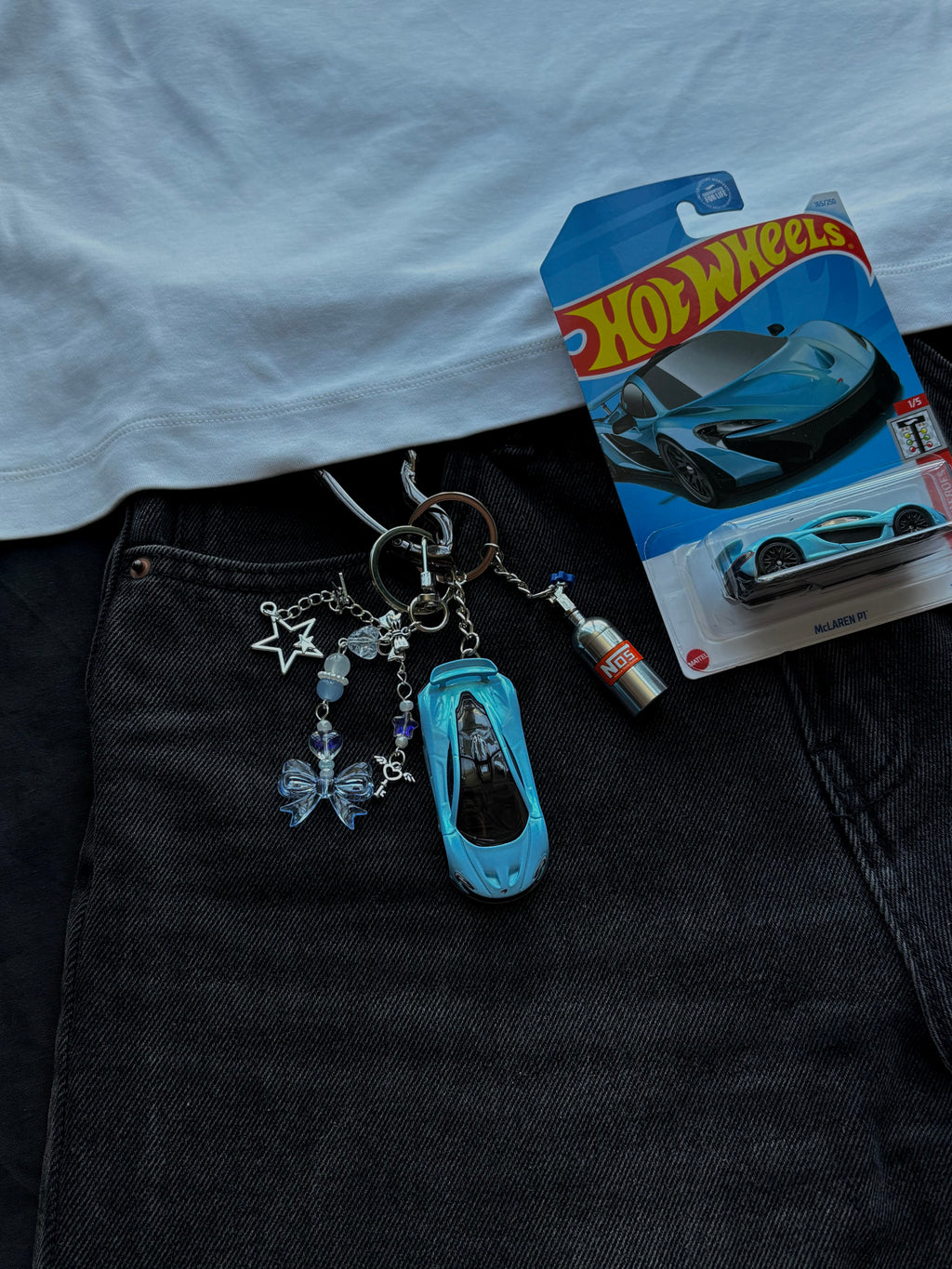 Hot Wheels keychain Mclaren P1