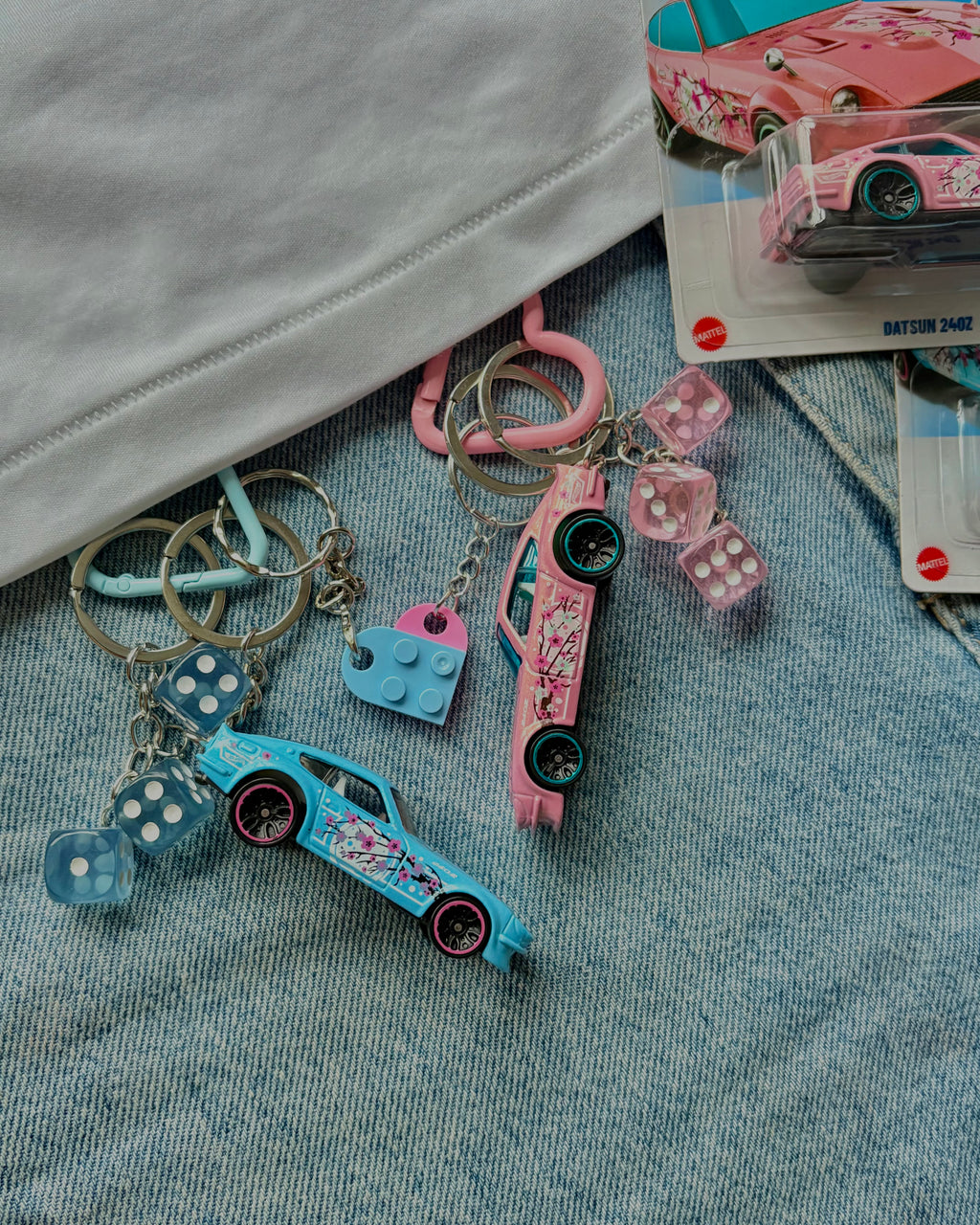 Couple arizona keychains (Datsun 240Z)