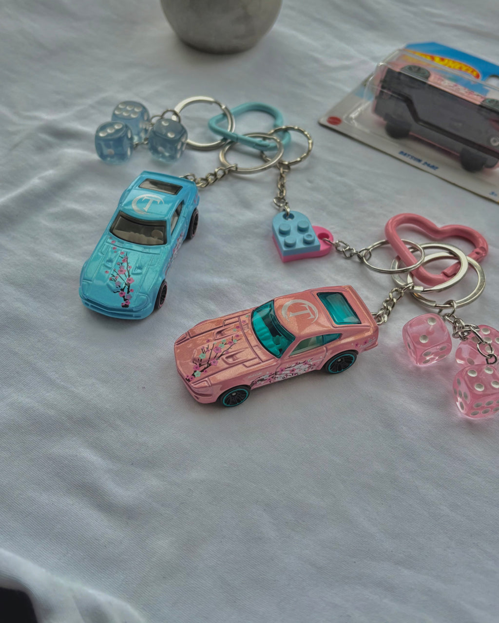 Couple arizona keychains (Datsun 240Z)
