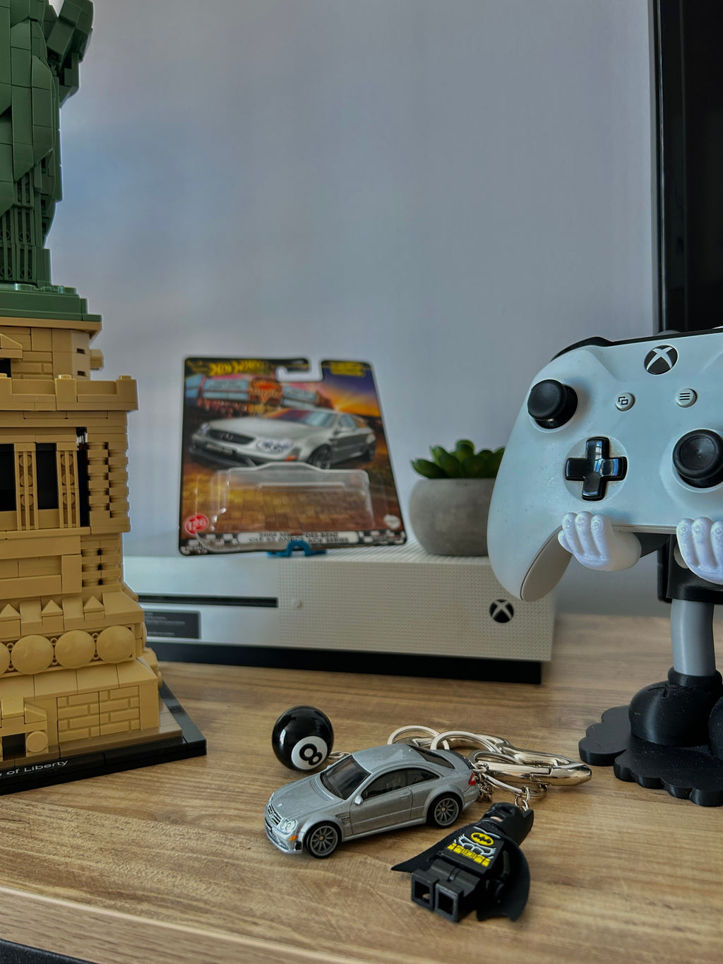 Hot Wheels keychain Mercedes-Benz CLK 63 AMG