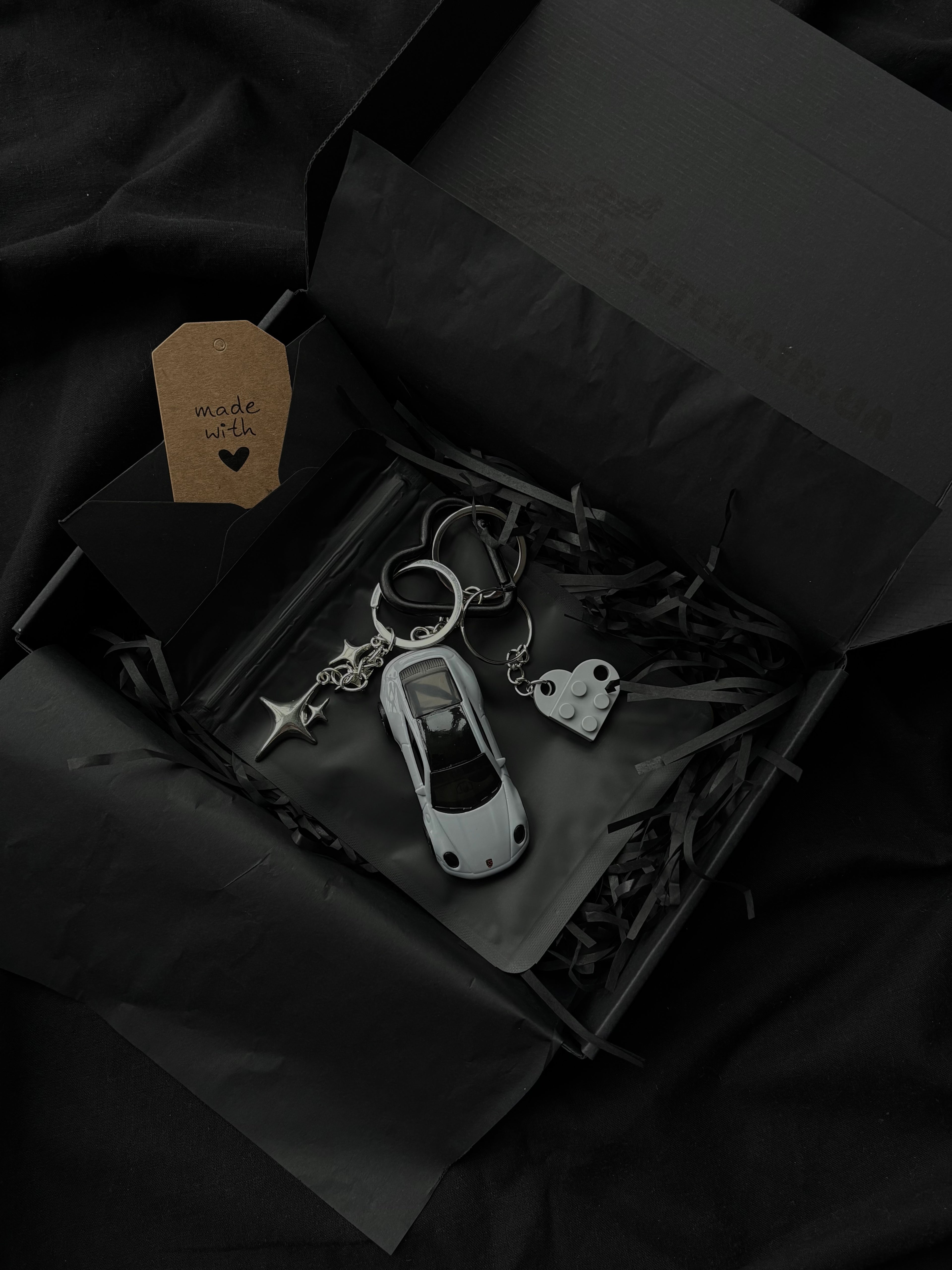 Hot Wheels keychain Porsche 911 Carrera T