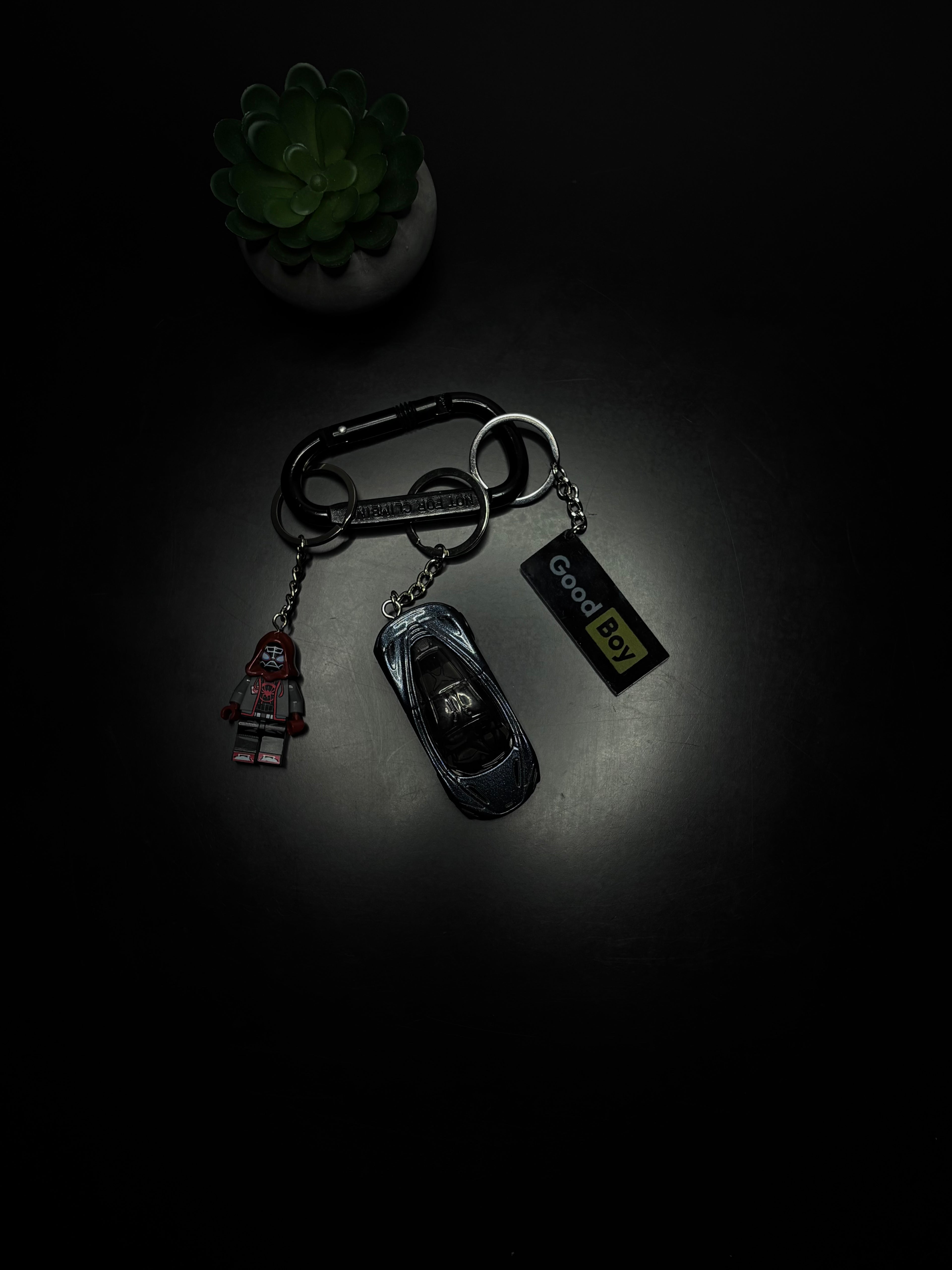 Hot Wheels keychain McLaren 720S