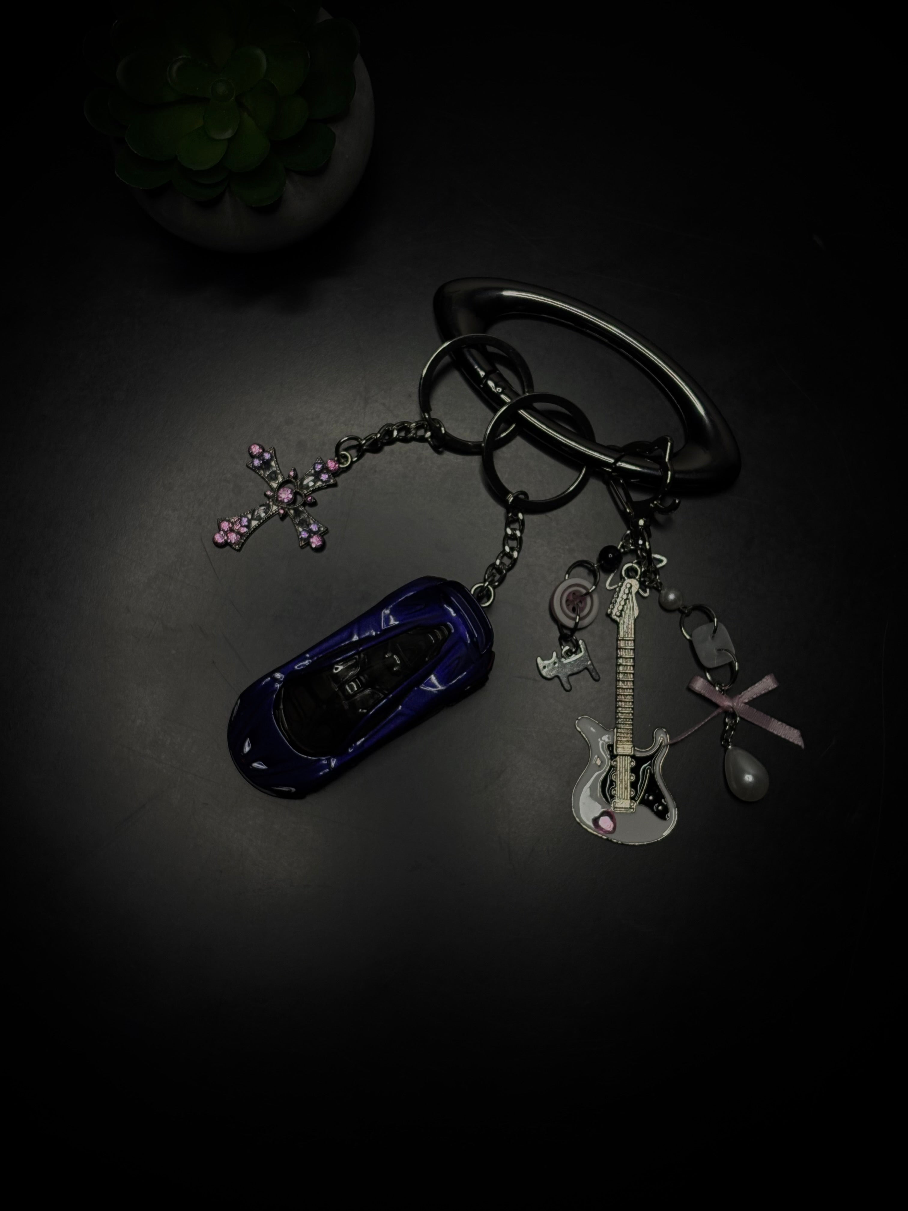 Hot Wheels keychain McLaren P1