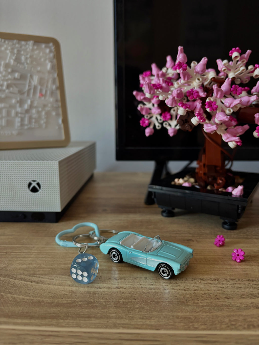 Couple Barbie keychains (Corvette)
