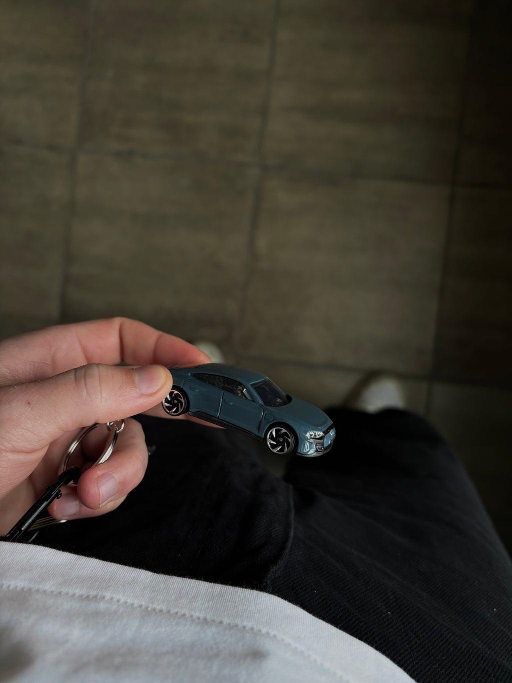 Hot Wheels keychain Audi RS E-tron