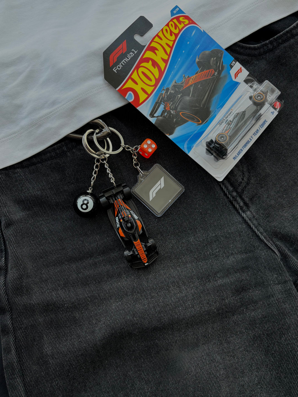 Hot Wheels keychain Formula 1 McLaren