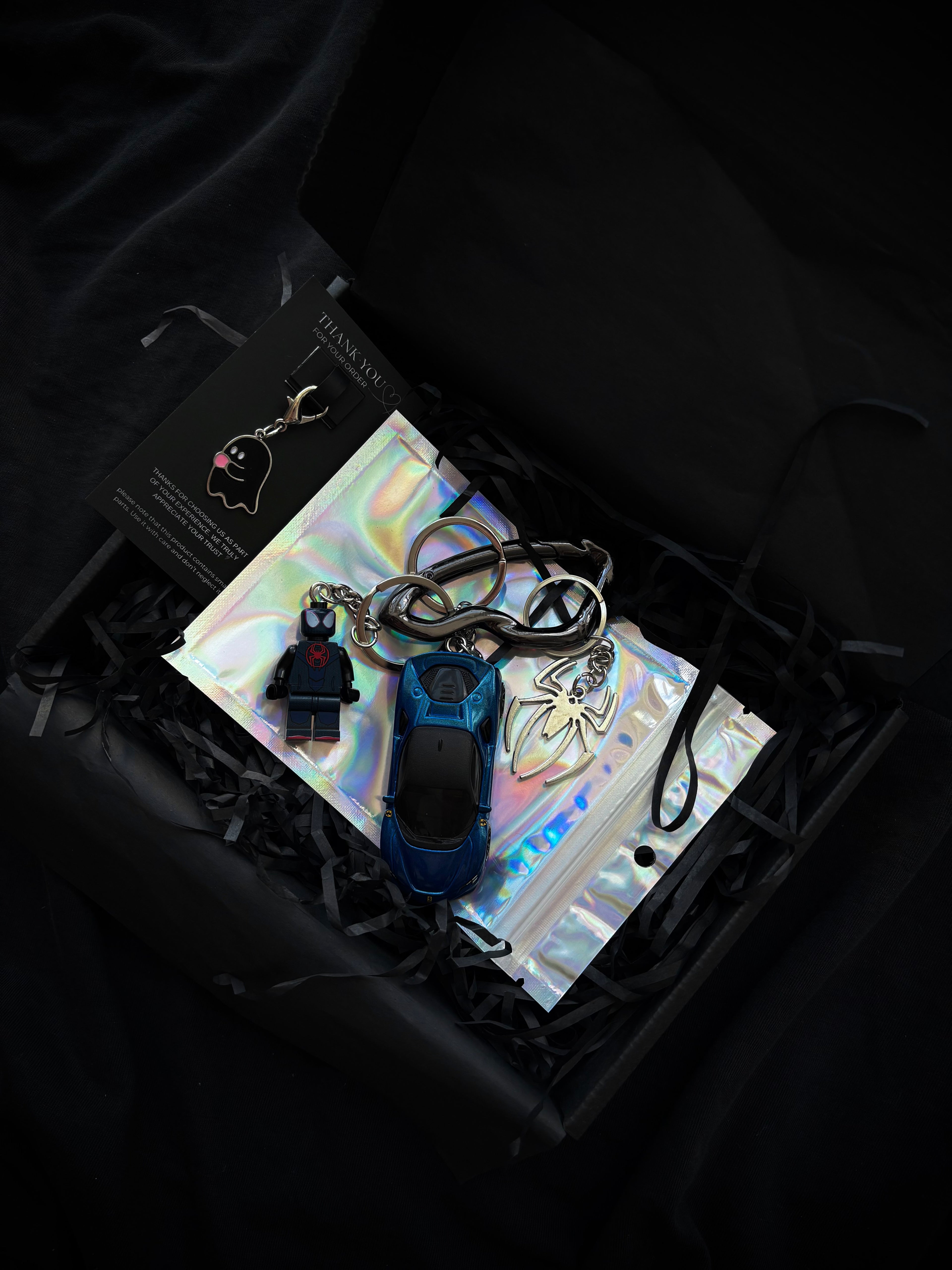 Hot Wheels keychain Ferrari SF90