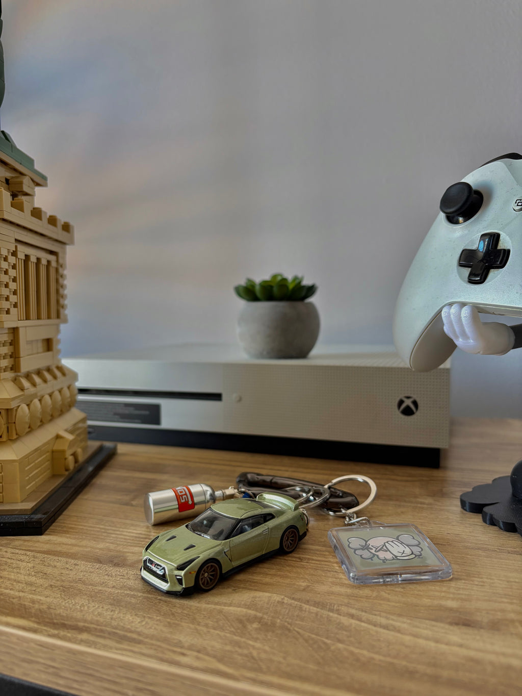 Hot Wheels keychain Nissan GT-R (R35)