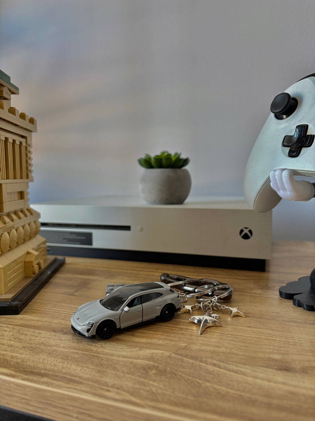 Matchbox keychain Porsche Taycan GTS