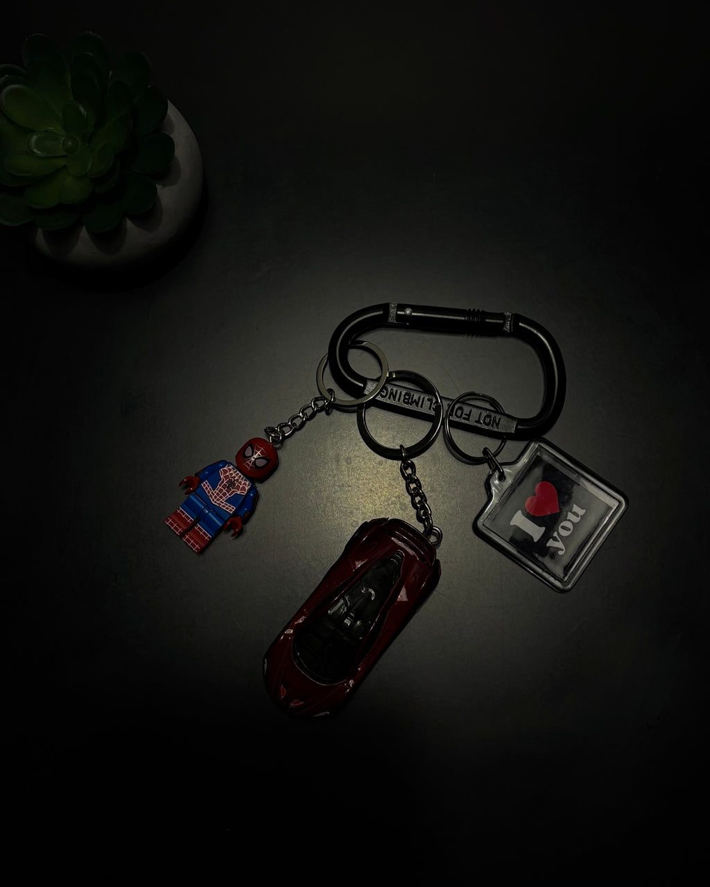 Hot Wheels keychain Mclaren P1