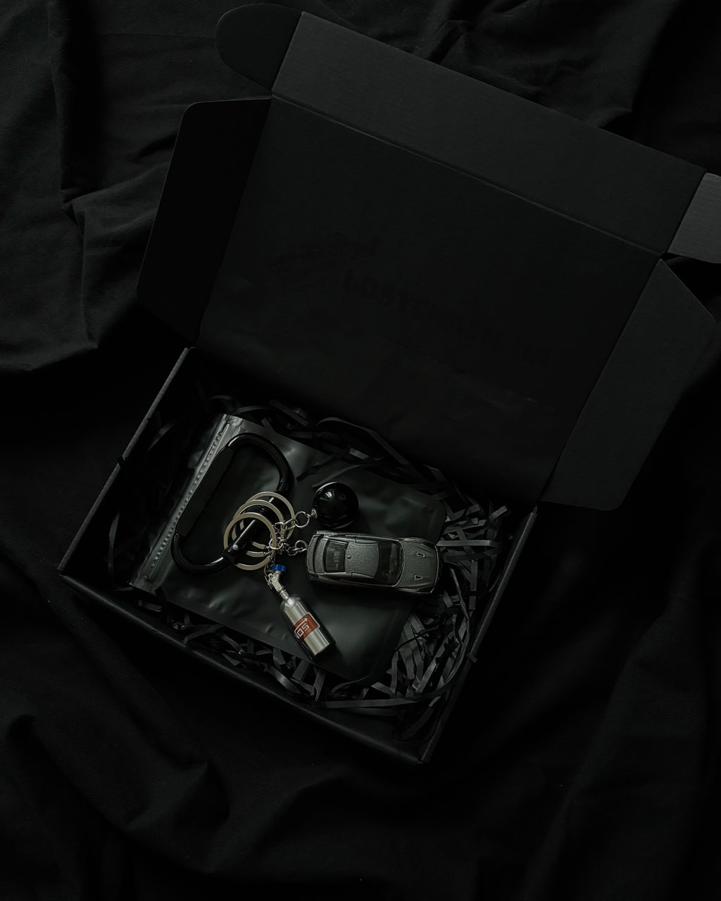 Hot Wheels keychain Nissan GT-R R35