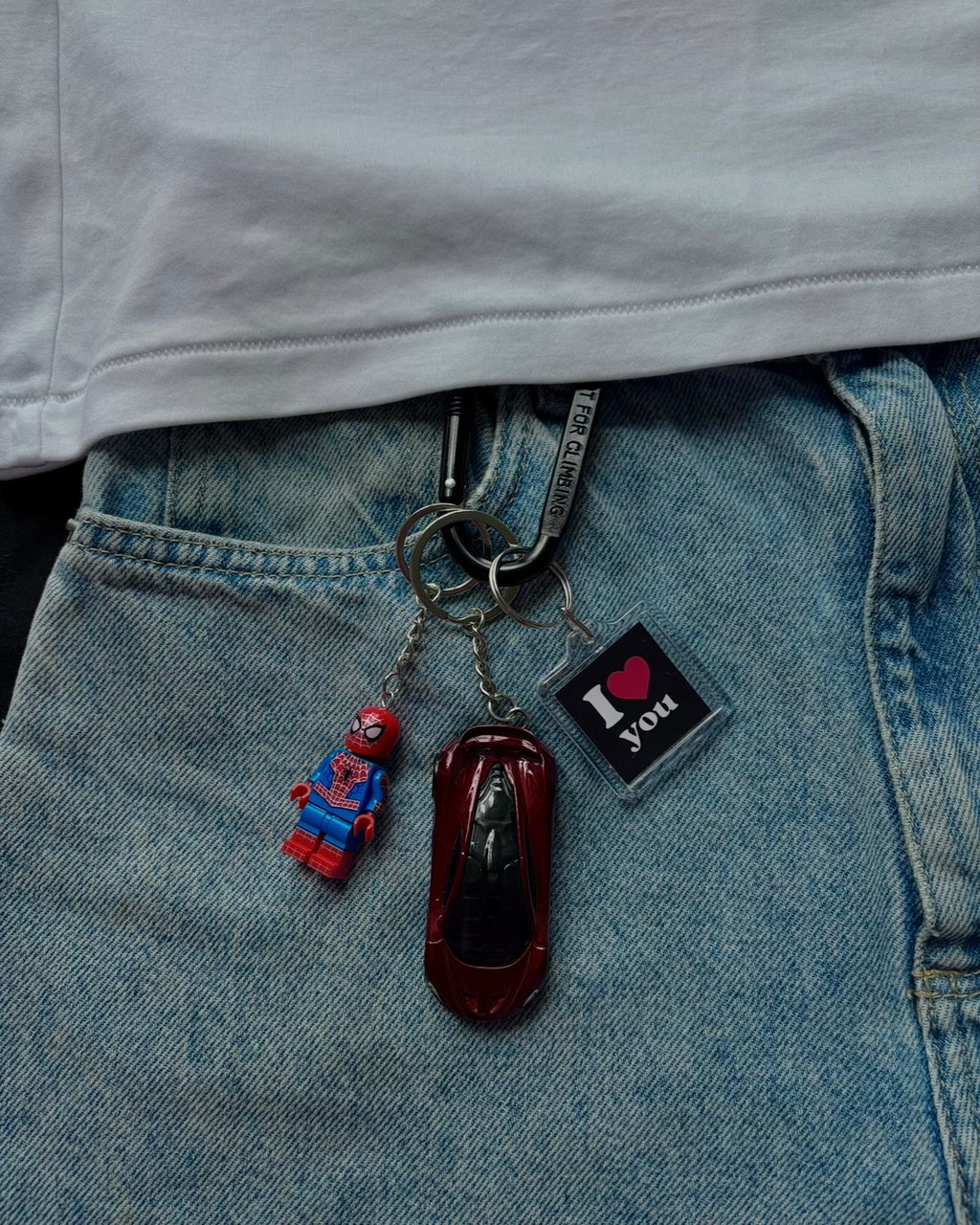 Hot Wheels keychain Mclaren P1